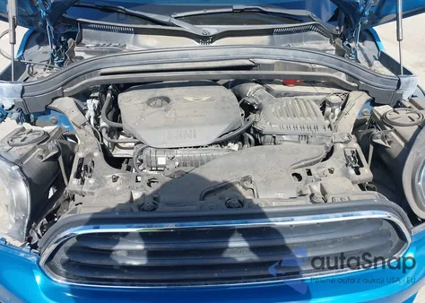 2018 Mini Countryman Cooper из США, поврежденный, VIN WMZYS7C30J3E07458